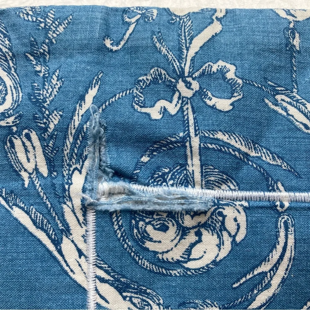 Vintage Yves Delorme King pillow shams - Picture 7 of 9